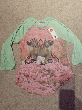 BNWT WILDFOX RAGLAN 3/4 CATS TEE SIZE SMALL